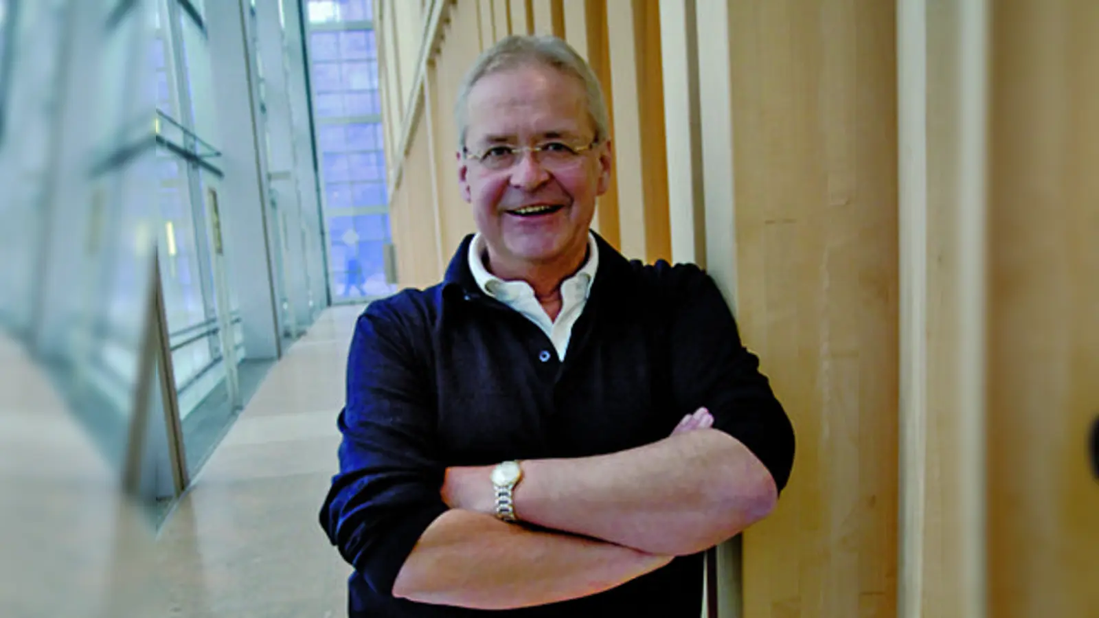 Der langjährige Chordirektor von Herz Jesu, Robert Grasl, geht in den Ruhestand. Zuvor leitet er aber nochmals das Passionskonzert am 26. März. (Foto: Archiv/ Daniel Holzmann, © Grasl)