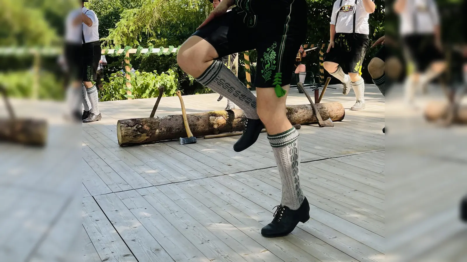 Bayerischen Volkstanz kann man bei der vhs erlernen. (Foto: hw)