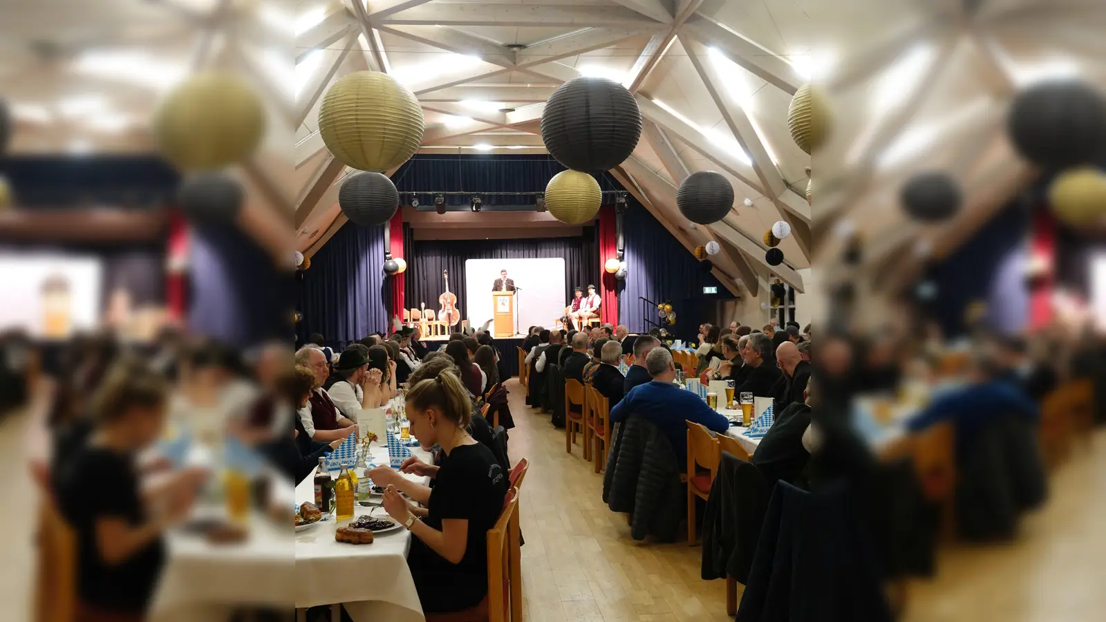 Zahlreiche Gäste durfte Landrat Martin Bayersdorfer beim Ehrenamtsempfang begrüßen. (Foto: LRA Erding)