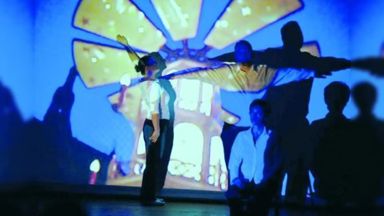 Um das Thema Medien und Improvisation dreht sich das Theaterfestival „iNTERFRAME 1.0“ in der Pasinger Fabrik. (Foto: Veranstalter)