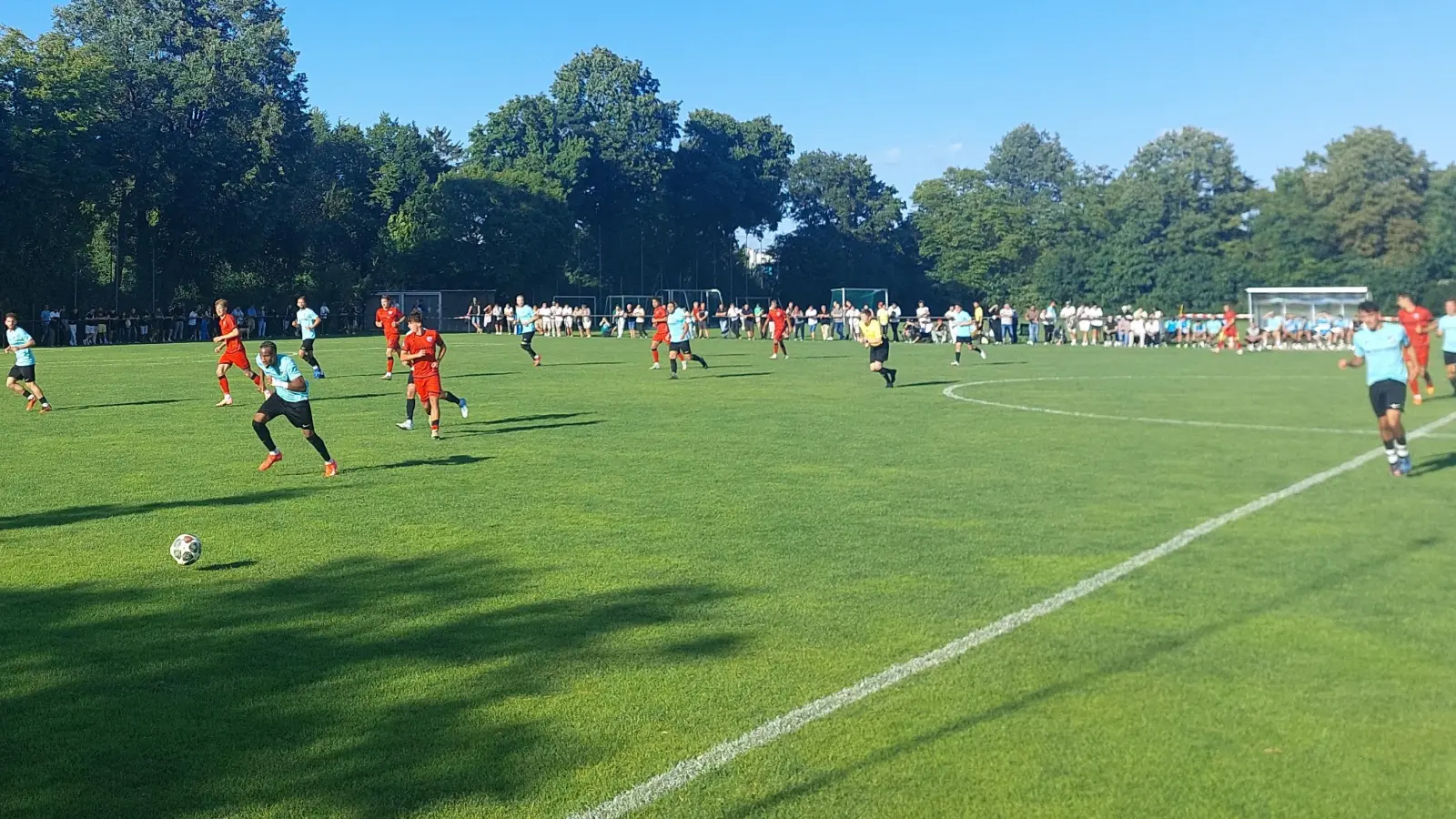 Dem Münchner Kreispokalsieger winkt ein Auftritt im Toto-Pokal - hier traf der FSV Harthof im Sommer 2025 auf die Profis des FC Ingolstadt 04. (Archivbild: bas)