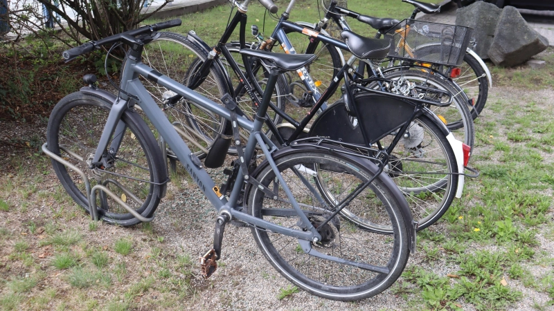 Die Fahrräder werden mit einem Code versehen, der es der Polizei ermöglicht, sie bei Verlust oder Diebstahl dem Eigentümer zuzuordnen.  (Foto: red)