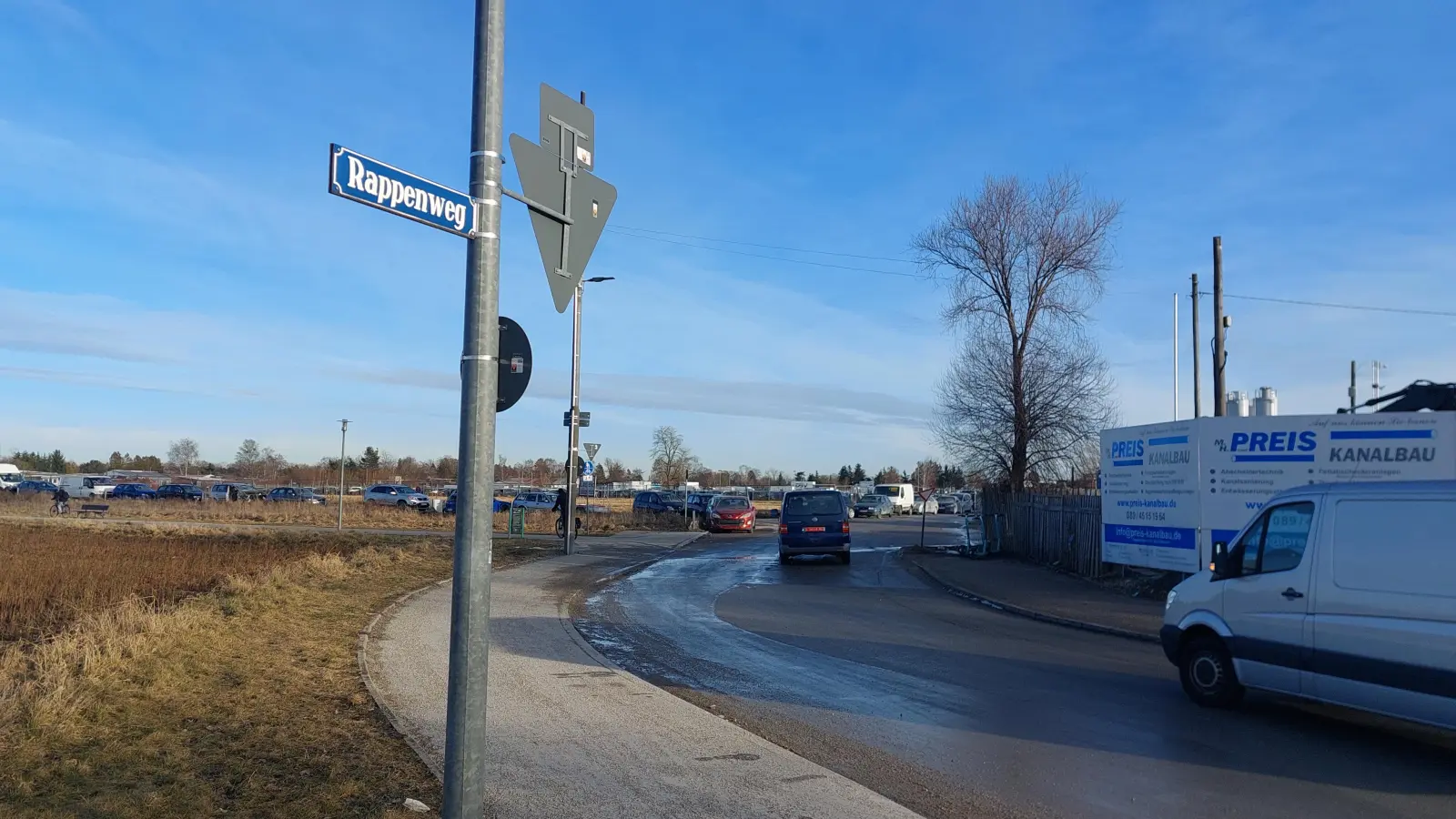 Das Gewerbegebiet am Rappenweg soll zu einem Quartier mit Wohnungen, Gewerbe, Kindertagesstätten, Einzelhandel sowie Grün- und Freiflächen entwickelt werden. (Foto: bas)