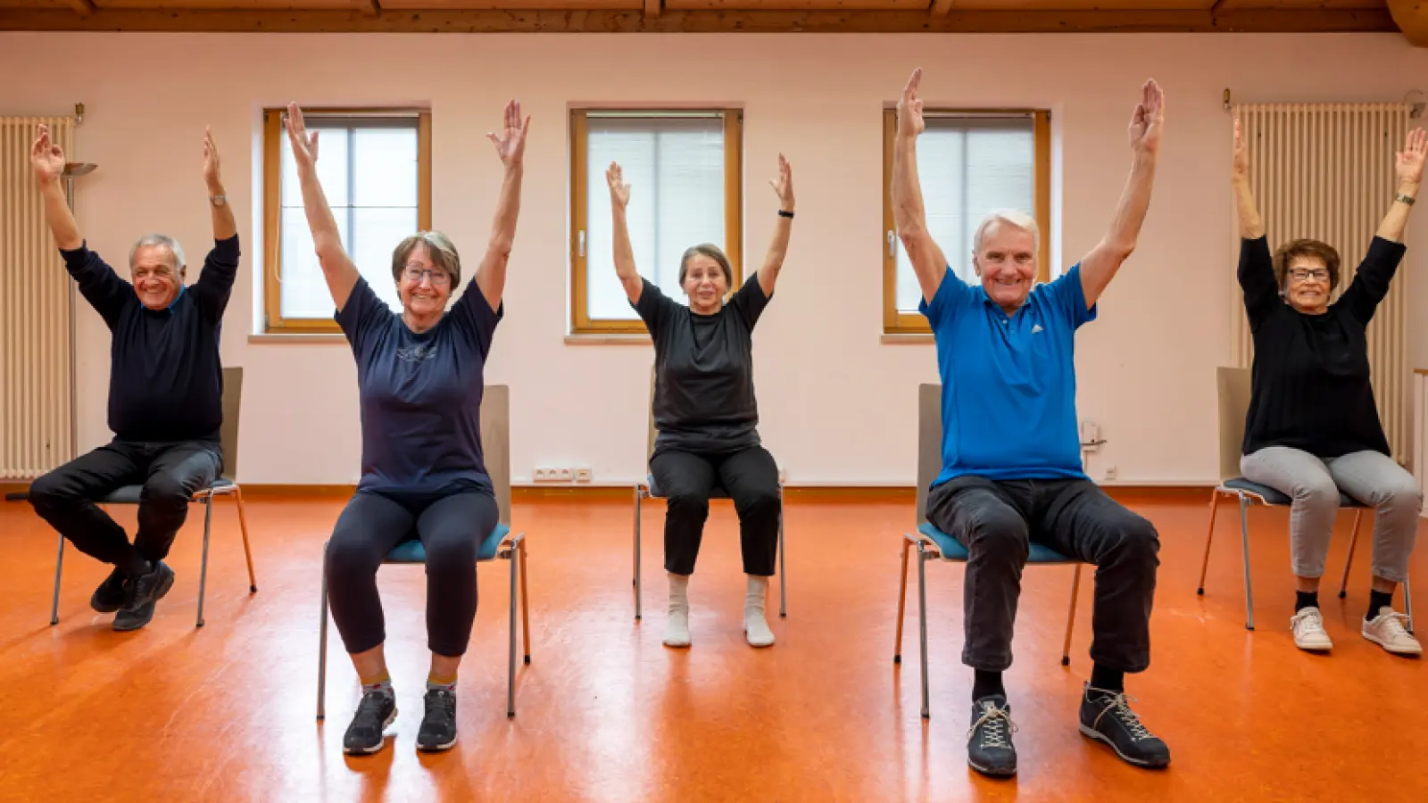 Dank der richtigen Übungen in Zukunft besser vor Stürzen geschützt - das ist jetzt möglich. (Foto: NbH)