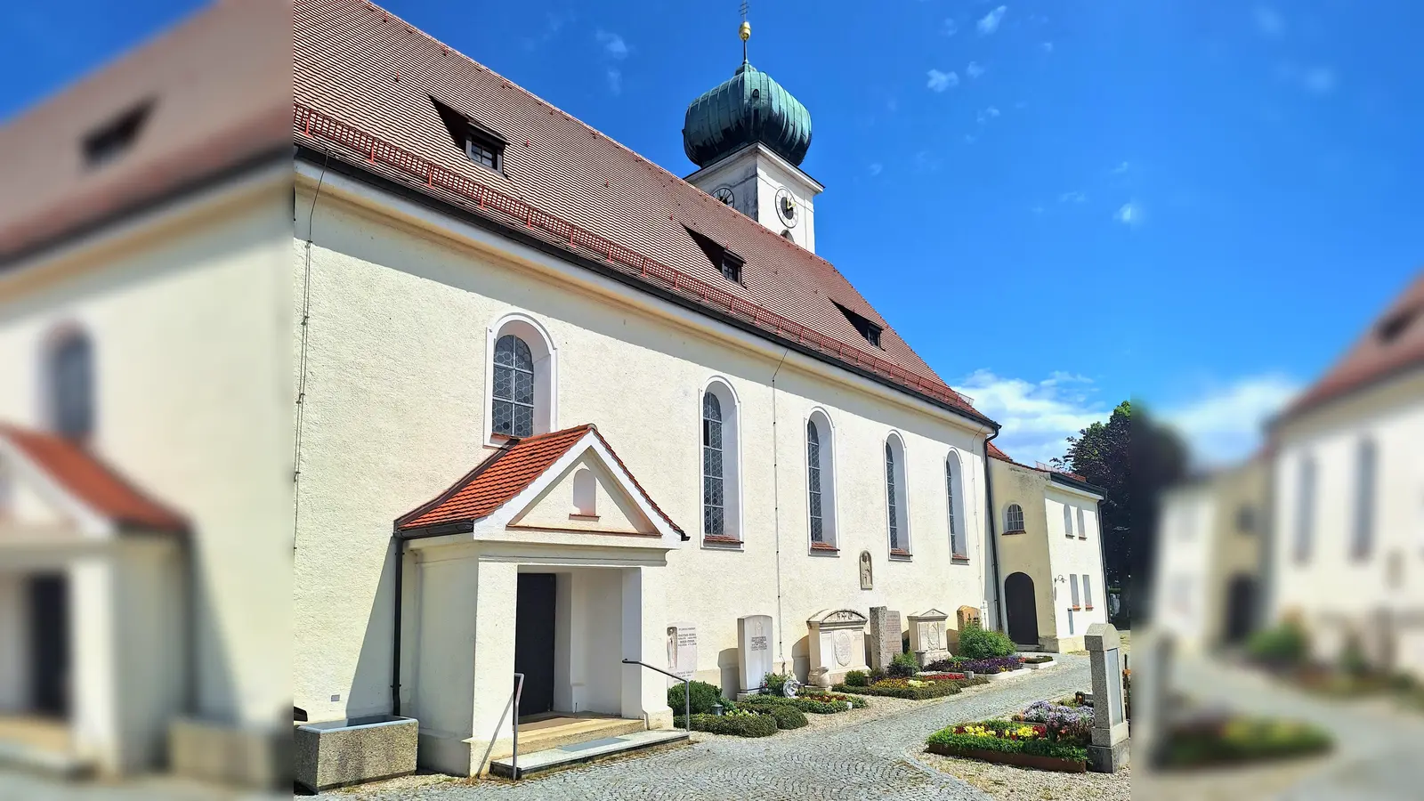 100 Jahre Geschichte stecken in den Mauern der St. Bartholomäuskirche. (Foto: chö)