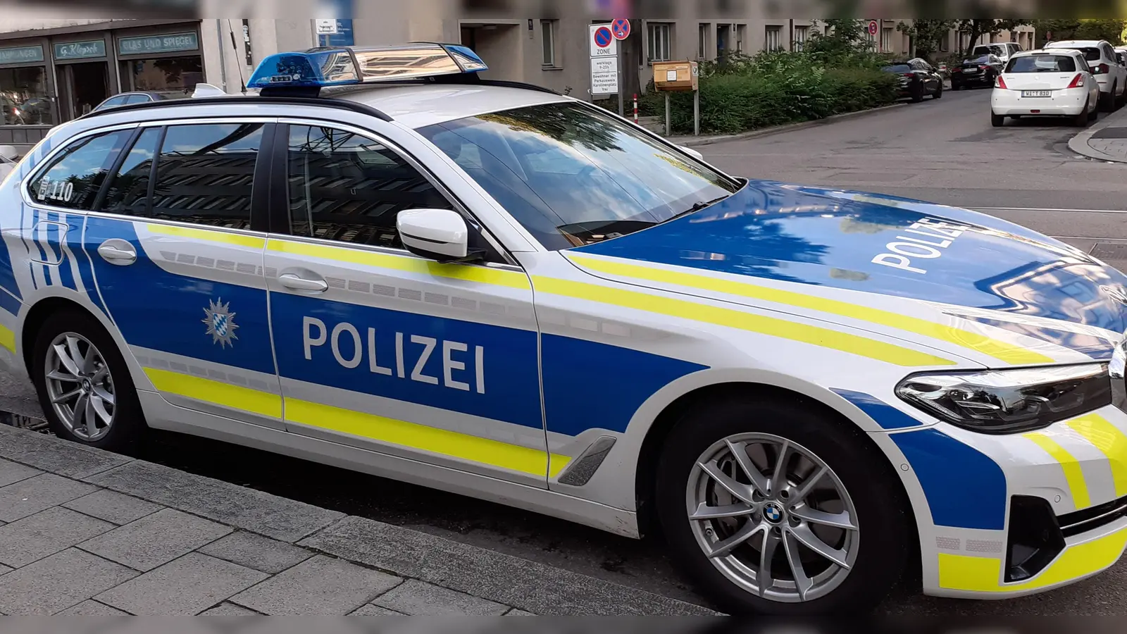 Der Verletzte konnte noch selber den Polizeinotruf verständigen. Im Krankenhaus musste er notoperiert werden.  (F.: mha)
