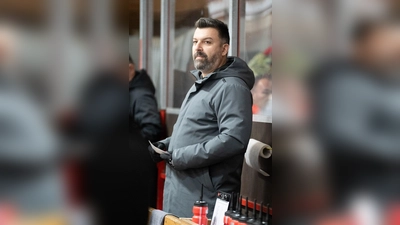 Head-Coach Thomas Vogl will auch in der kommenden Saison die Geschicke des EHC Klostersee lenken. (Foto: smg)