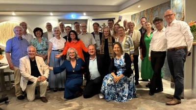 Der Rotary Club München-West bei der feierlichen Präsidentschaftsübergabe von Dr. Sigrun Matthes. (Foto: Rotary)