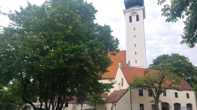 Im Mittelpunkt steht die traditionsreiche Wallfahrtskirche Maria Ramersdorf mit ihren bedeutenden Zeugnissen Münchner Geschichte. (Archivbild: bas)