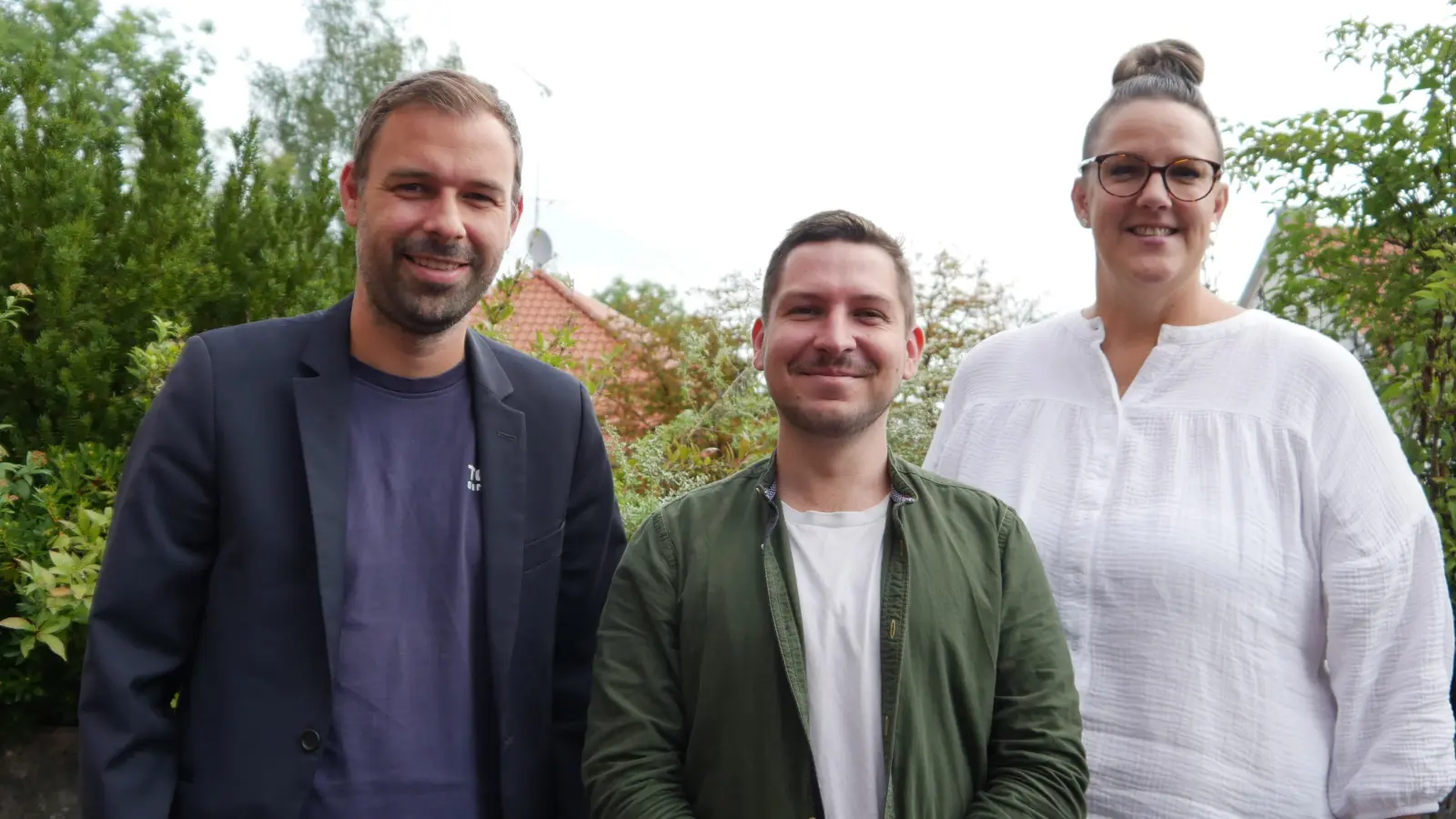 Ausbildungsleiter Dominik Rathner (links) und Ausbildungsleiterin Alexandra Heckl gemeinsam mit Azubi Frederic Seifert.  (Foto: Gemeinde Gauting)