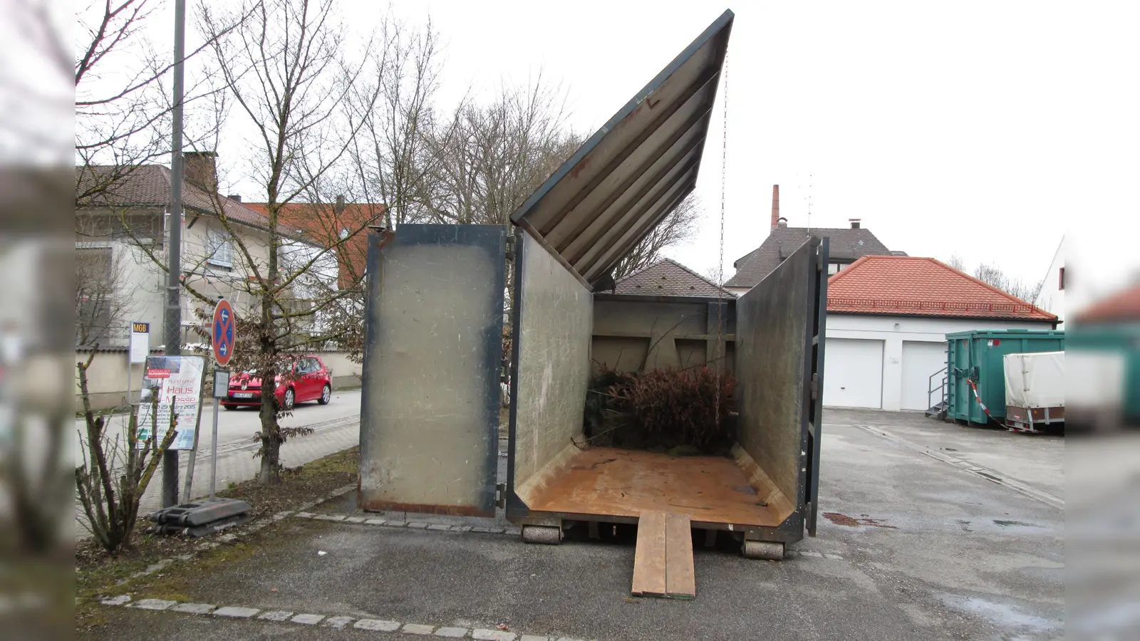 Die Kommunale Abfallwirtschaft stellt wieder Gartenabfallcontainer bereit. (Foto: Kommunale Abfallwirtschaft)