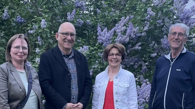 Der Vorstand der Bürgervereinigung Obermenzing e.V. (v.l.): Stephanie Schmeiser (Schriftführerin ), Frieder Vogelsgesang (Vorsitzender), Renate Mühlbauer (stellv. Vorsitzende) und Thomas Hasselwander (Kassier). (Foto: Bürgervereinigung Obermenzing e.V.)