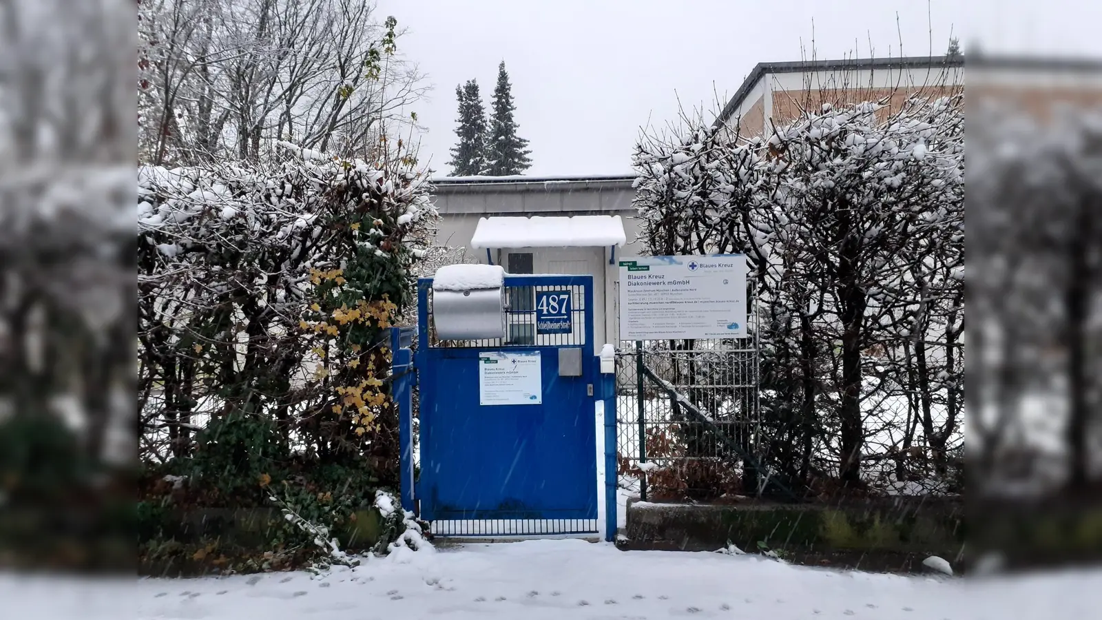 Das Blaue Kreuz bietet Hilfe beim Ausstieg aus der Alkoholsucht, aber auch bei anderen Süchten. Im Bild zu sehen ist die Zweigstelle in der Schleißheimer Straße 487. (Foto: mha)