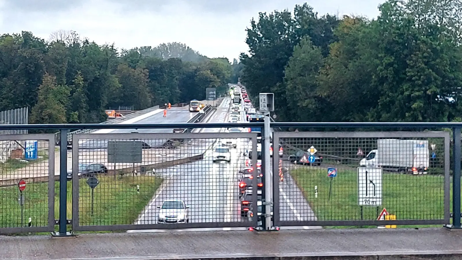 Am Föhringer Ring stehen ab Oktober Rodungsarbeiten an. Auch Vollsperrungen sind in diesem Zuge geplant. (Foto: bas)