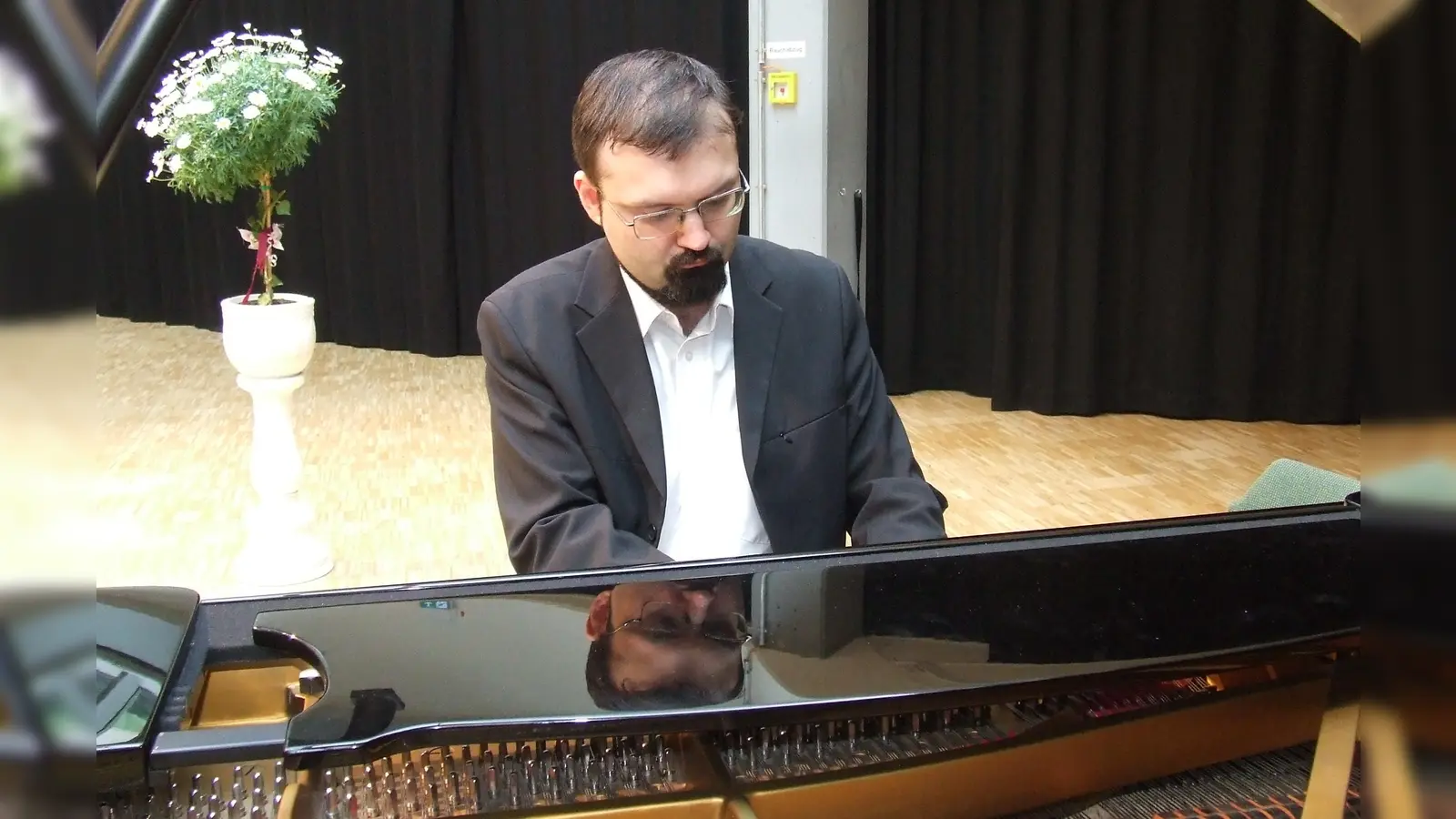 Spielt für Chancengleichheit: der Pianist Dimitrij Romanov. (Foto: privat)