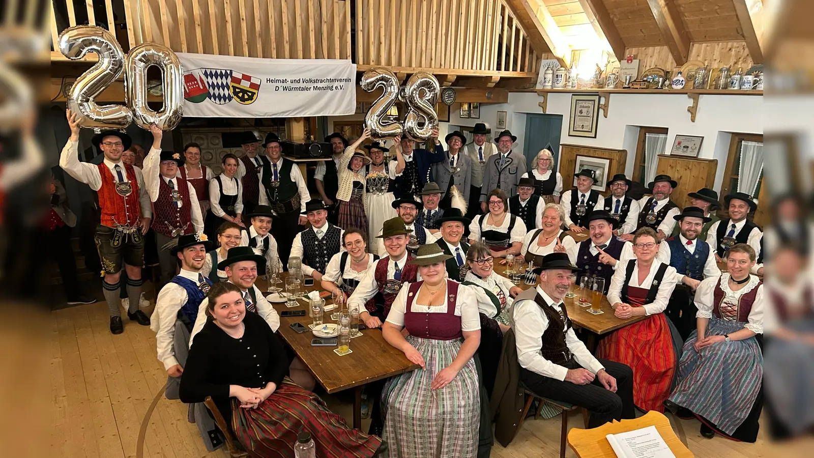 Auf der Jahreshauptversammlung beschloss der Trachtenverein „D´Würmtaler” Menzing, das 50-jährige Jubiläum 2028 groß zu feiern. (Foto: "D´Würmtaler" Menzing e. V.)