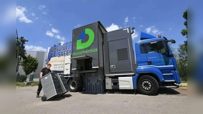 Das „Schreddermobil” der Firma Documentus Bayern GmbH (Foto: Firma Documentus Bayern GmbH)