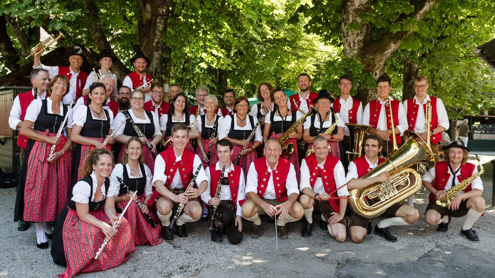 Die Pullacher Blasmusik spielt beim Haderner Dorffest. (Foto: Pullacher Blasmusik)
