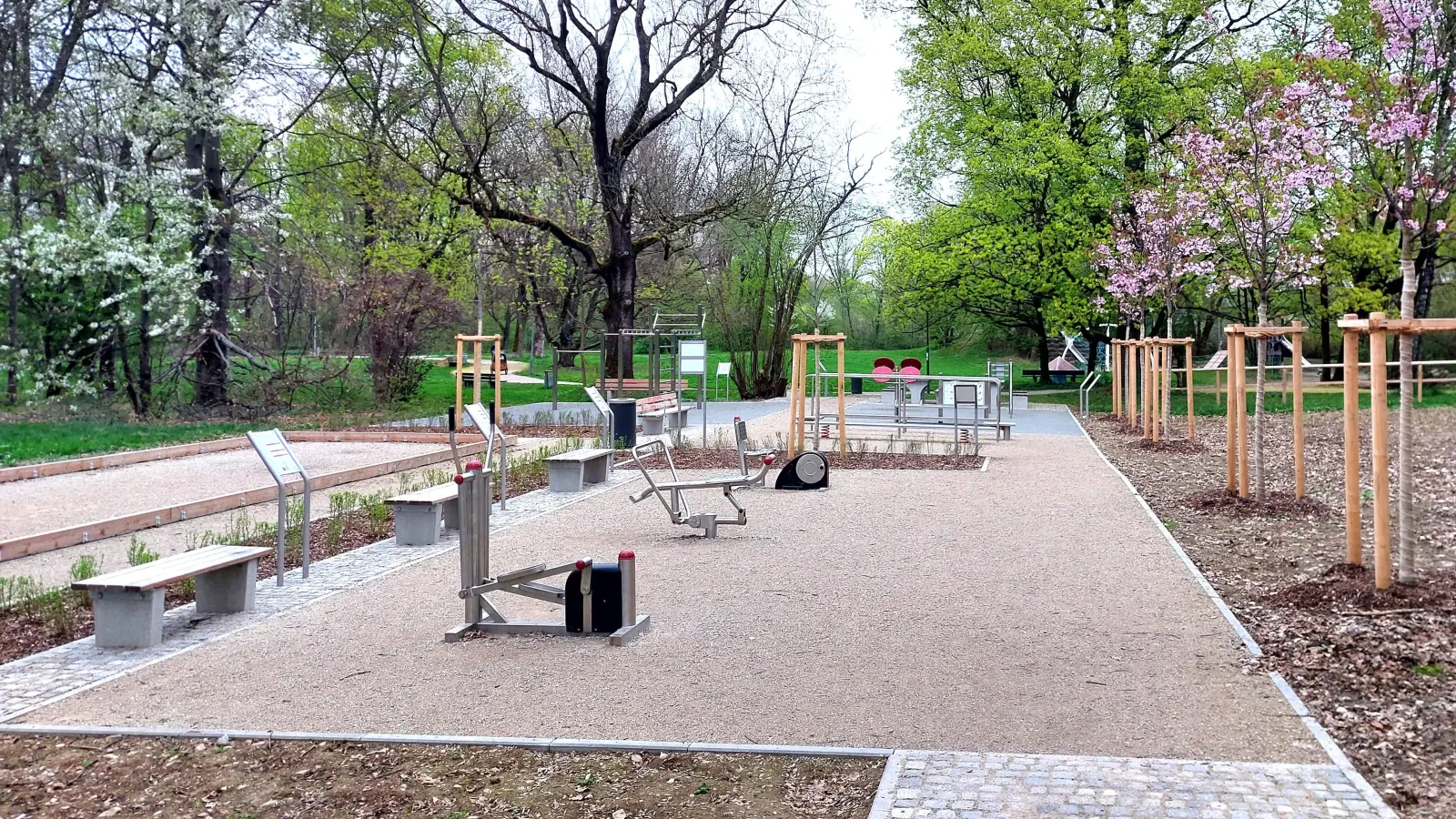 Der Fitnessparcours im Odinpark ermöglicht auf 680 Quadratmetern ein ganzheitliches Training. (Foto: bas)