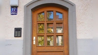 Noch bis zum Frühjahr wird die Karlingerstraße 17 als Raum für Nachbarschafts- und Kulturprojekte sowie Workshops genutzt.  (Foto: Ralf Dombrowski)