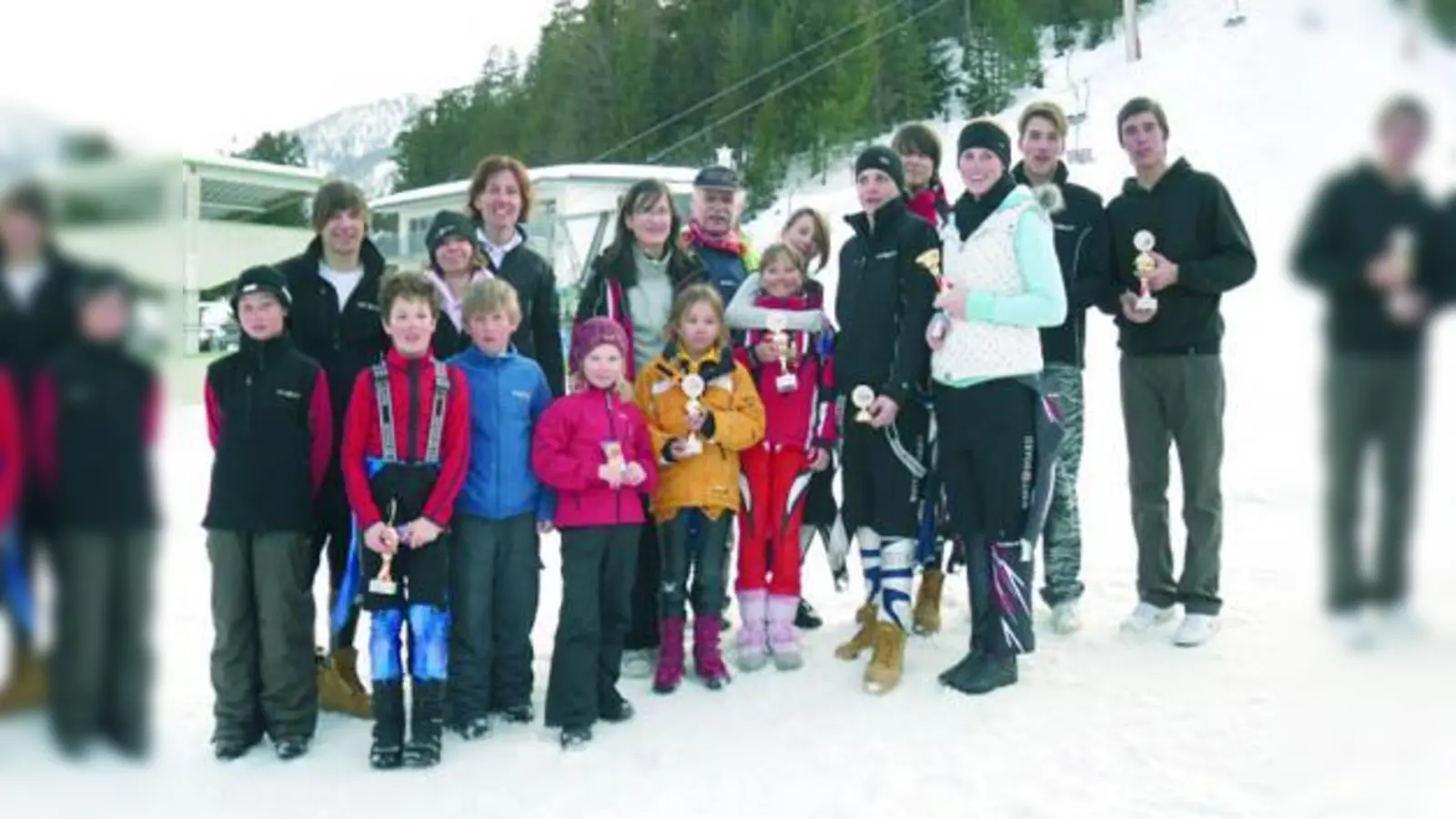 Das erfolgreiche Skiteam des TSV Eintracht Karlsfeld. (Foto: pi)