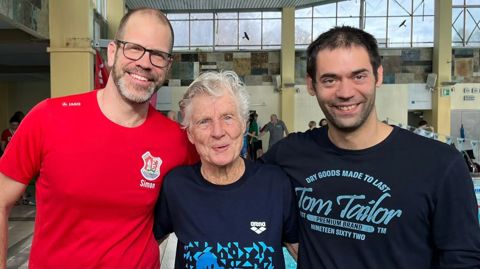 Freuten sich über ihre Ergebnisse beim 22. International Dachauer Masters Cup (von links): Simon Plass, Maren Piskora und Federico Clazzer.  (Foto: SSG Neptun)