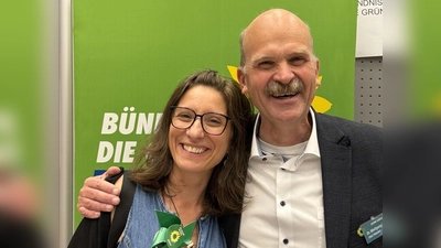 Das neue Sprecherteam des Grünen-Ortsverbandes Germering: Monika Saak und Wolfgang Herbst. (Foto: Grüne Germering)