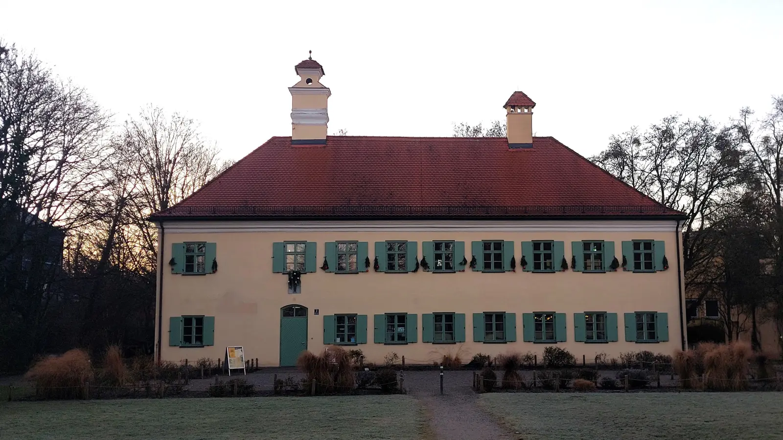 Im Moosacher Kultur- und Bürgerhaus Pelkovenschlössl ist am 24. Januar einiges geboten. (Foto: bas)
