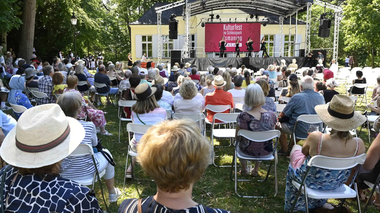 Der Ismaninger Schlosspark wird zur Bühne für zahlreiche kulturelle Veranstaltungen. (Foto: Ursula Baumgart)