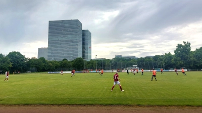 Seniorenspiel FC Schwabing gegen Kirchheimer SC Mitte Juni: Am Wochenende vom 26. bis 28. Juni werden keine vom BFV organisierten Verbandsspiele und Turniere stattfinden. (Foto: bas)