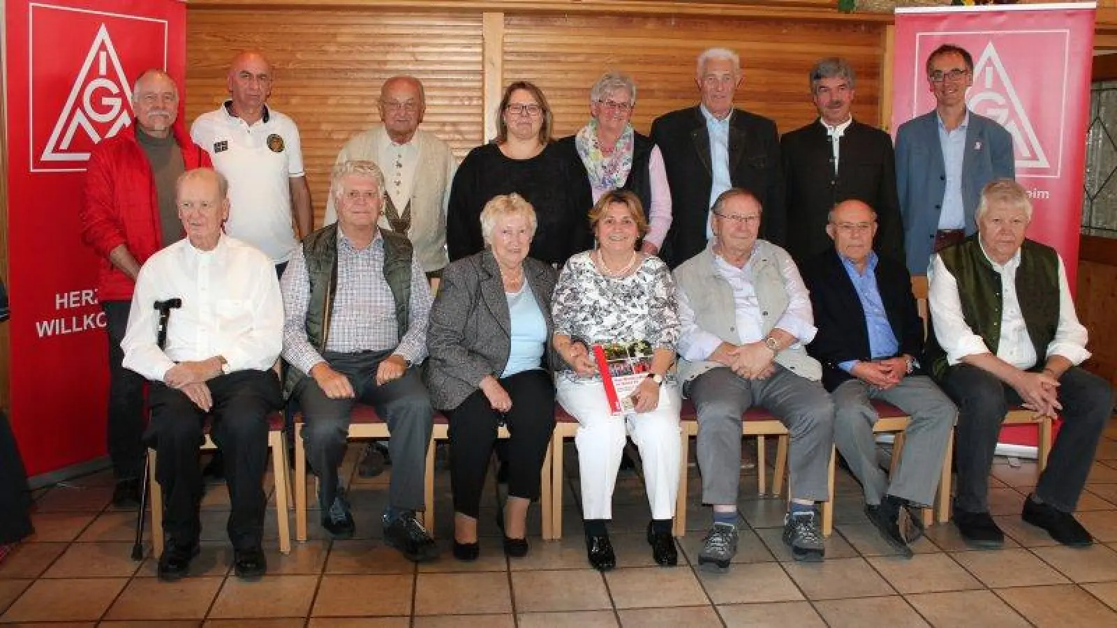 Zahlreiche Ehrungen gab es bei der Festveranstaltung der IG Metall Weilheim in Oberhausen. (Foto: IG Metall Weilheim)