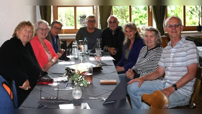 Der Seniorenbeirat Moosburg veranstaltete bereits zum vierten Mal ein „Gespräch am Runden Tisch“.  (Foto: Seniorenbeirat)