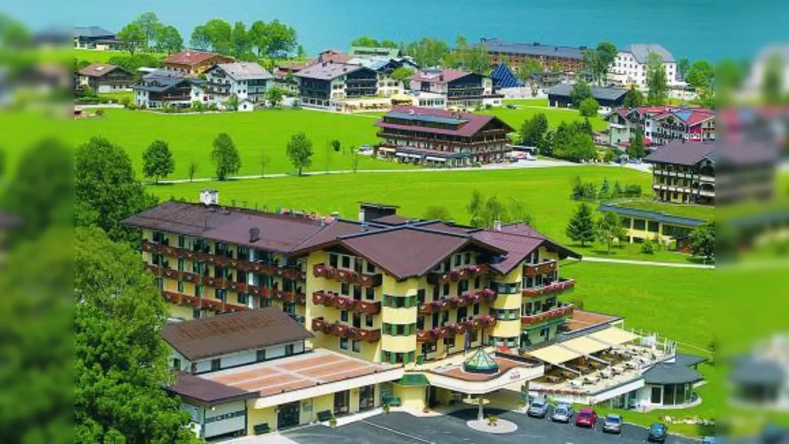 Der herrliche Blick über den Achensee und die atemberaubende Gebirgskulisse sorgen im „Pfandler“ für beeindruckende, unvergessliche Urlaubsmomente zu jeder Jahreszeit. (Foto: pi)