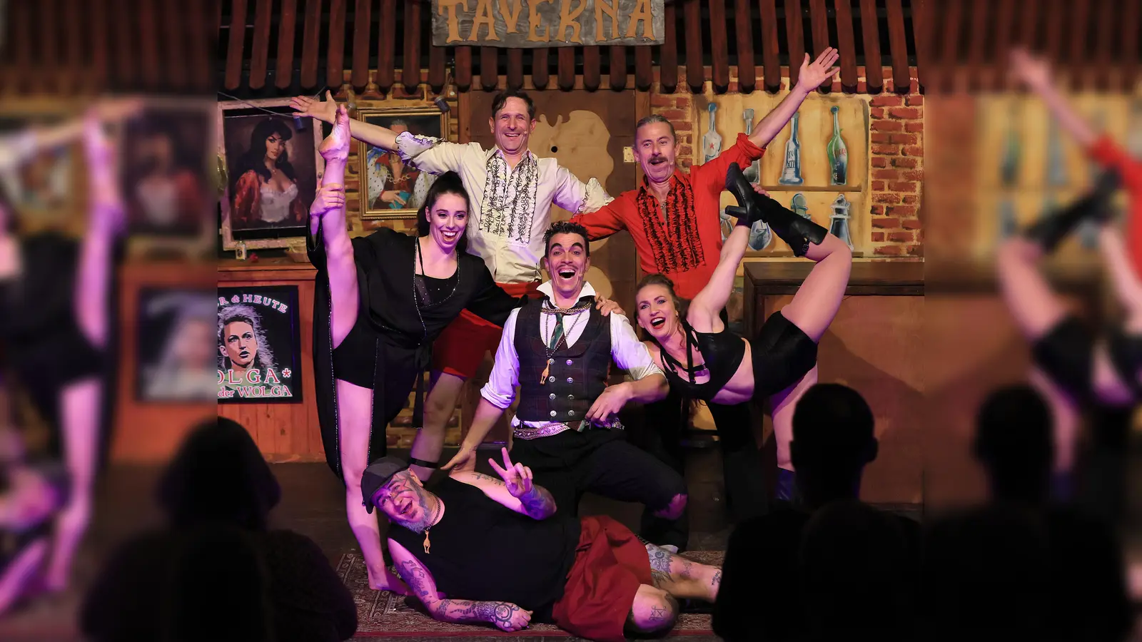 Eine wilde Varieté-Show erwartet die Besucher am 15. März im Kulturzentrum. (Foto: Gerd Sycha)