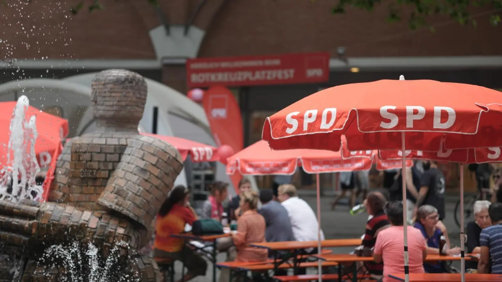 Die SPD Neuhausen-Nymphenburg lädt am 4. Juli wieder zum Sommerfest auf dem Rotkreuzplatz ein. (Foto: SPD)
