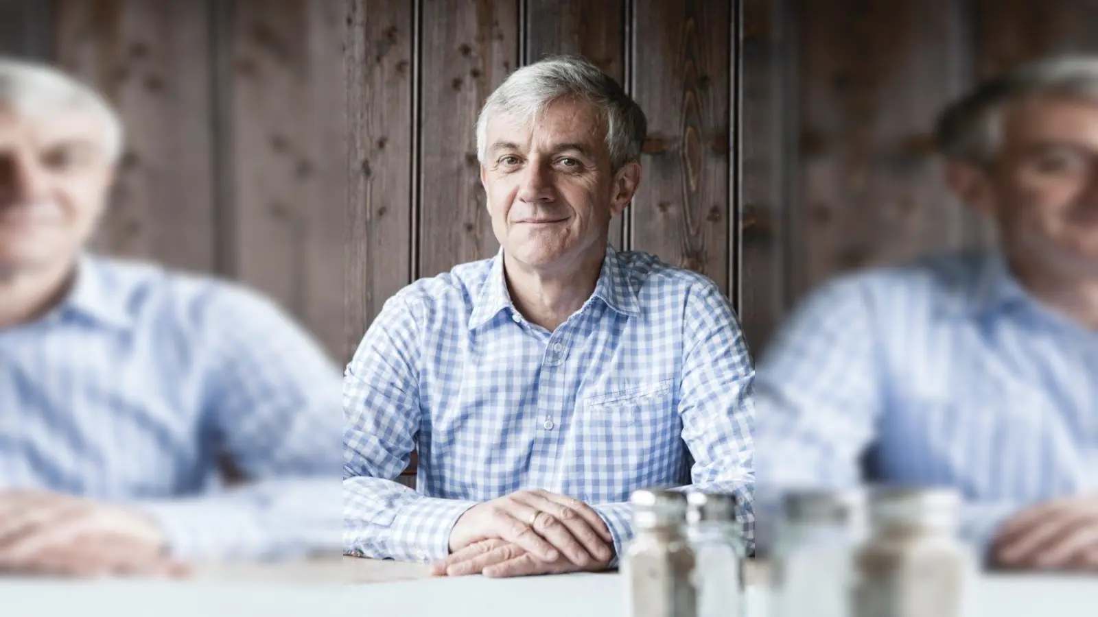 Der Autor Peter Probst liest am Samstag, 15. Oktober, um 19.30 Uhr aus seinem Buch „Die wilde Wut des Wellensittichs” im Ebenböckhaus vor. (Foto: Bernhard Haselbeck)