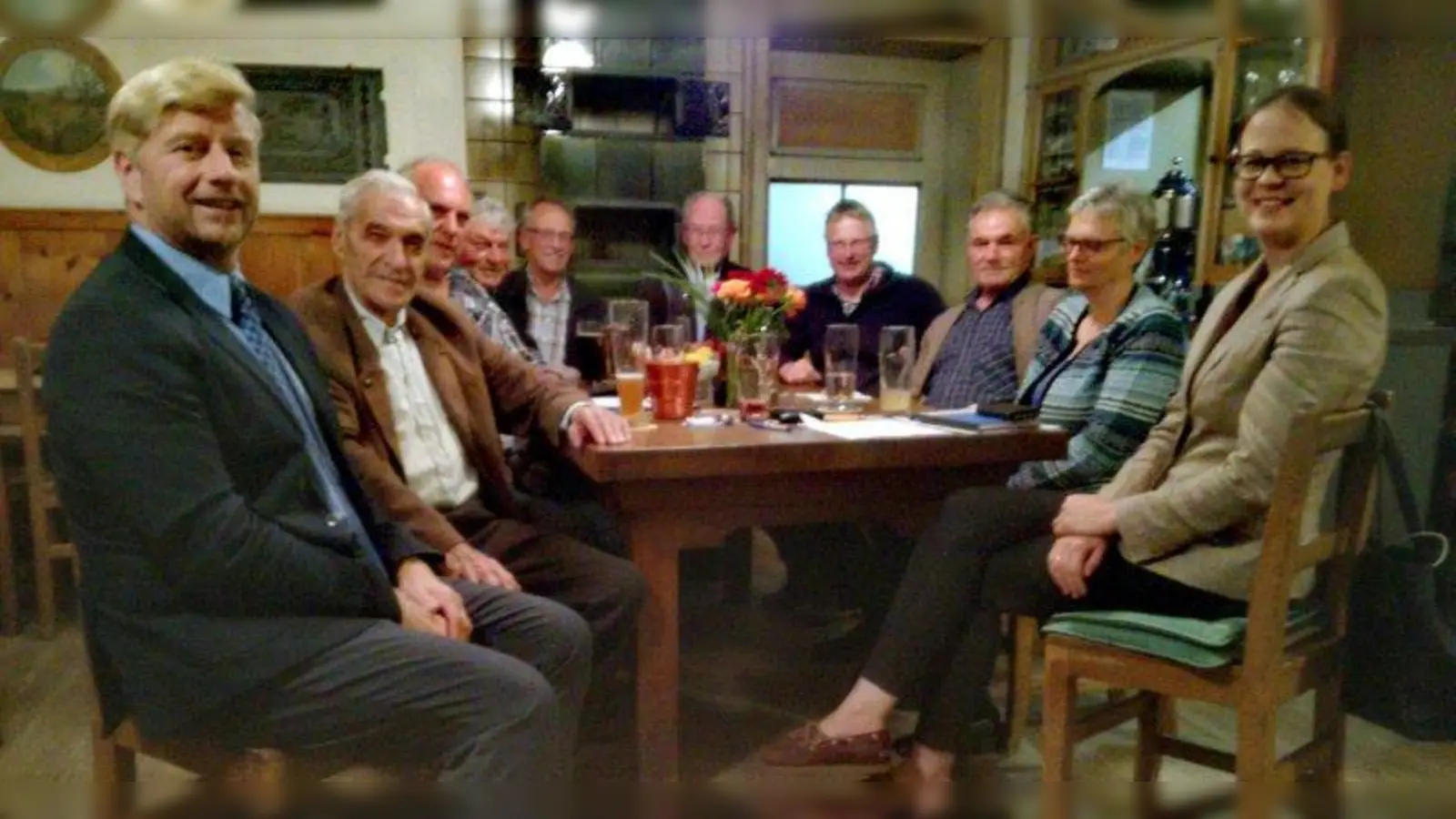 Trafen sich im &amp;quot;Stern&amp;quot; in Deutenhausen: die Mitglieder des CSU-Ortsverbandes Marnbach-Deutenhausen. (Foto: CSU-Ortsverband)