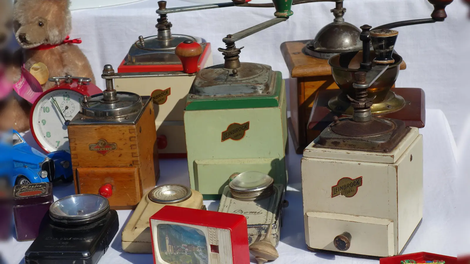 Neben dem Gollierstraßenfest gibt es auch am Gollierplatz eine Veranstaltung: Dort findet von 9 bis 15 Uhr der Nachbarschaftsflohmarkt statt. (Foto: hw)
