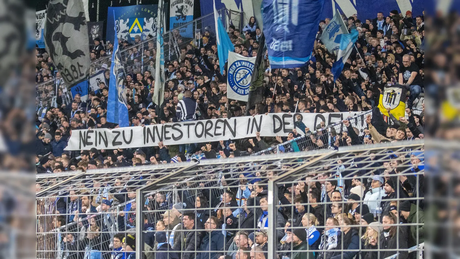 Erklärungsbedarf: DFL Deutsche Fußball Liga. (Foto: Anne Wild)