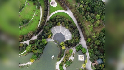 Im Westpark - hier mit Seebühne, Thai Sala und Nepalpagode - gibt's kein generelles Müllproblem, findet das städt. Baureferat. (Foto: job)