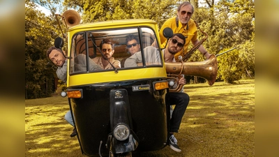 Die fünf Vollblutmusiker von „Monobo Son” kommen am 30. Januar ins bosco. (Foto: Felix Pitscheneder)