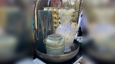 Endlich wieder Flohmarktfreuden in Höhenkirchen-Siegertsbrunn. (Foto: hw)