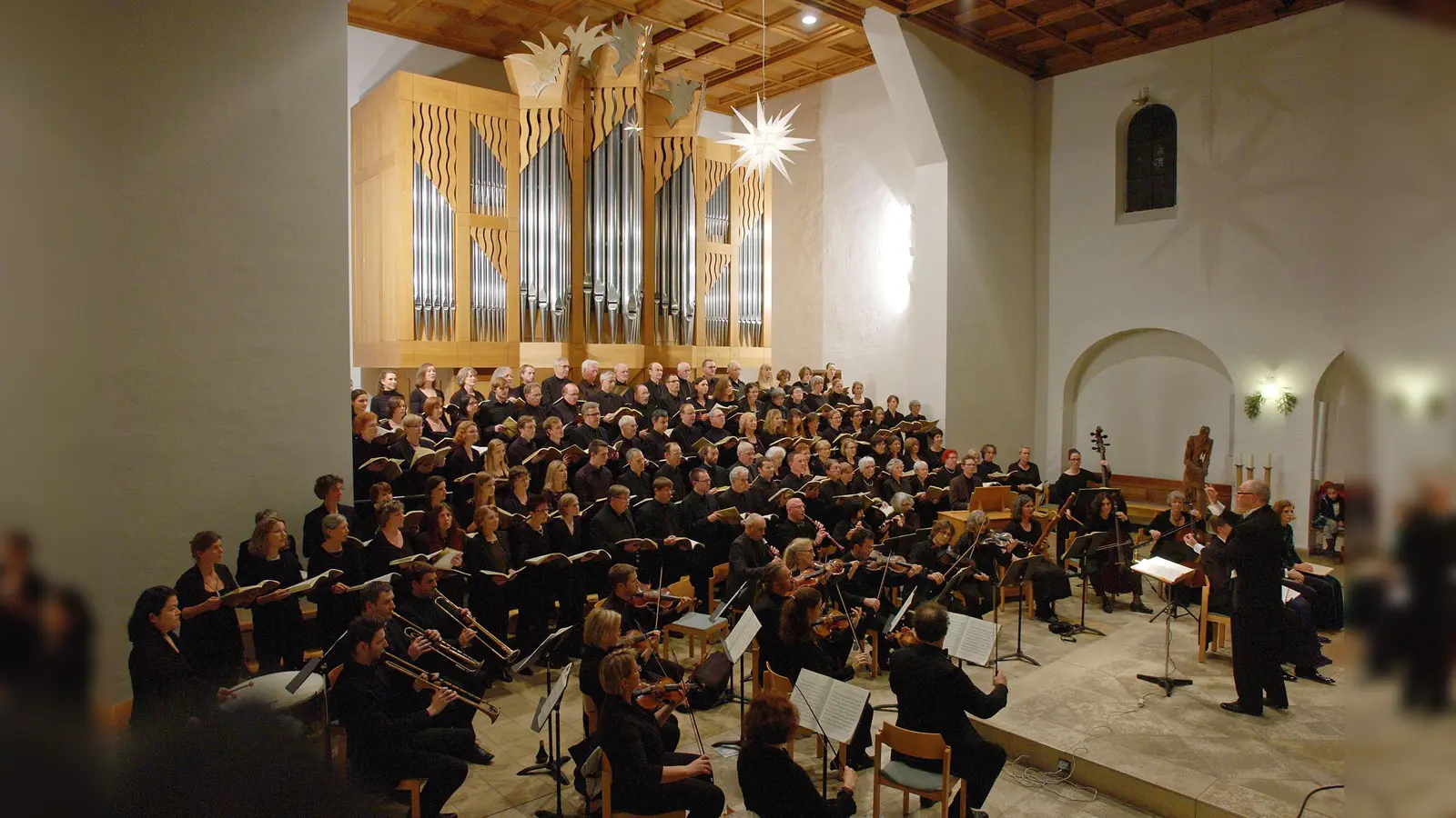 Der Chor der Himmelfahrtskirche bei der Aufführung das Weihnachtsoratoriums im Jahr 2019. (Foto: Martin Feldtkeller)