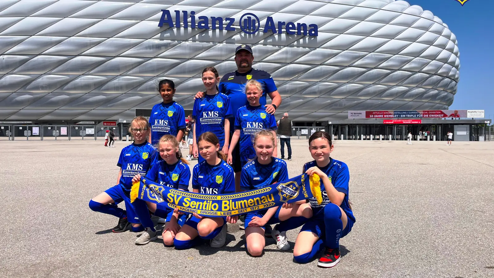 Die E-Juniorinnen des SV Sentilo Blumenau durften in der Allianz-Arena ihr Können zeigen. (Foto: SV Sentilo Blumenau)
