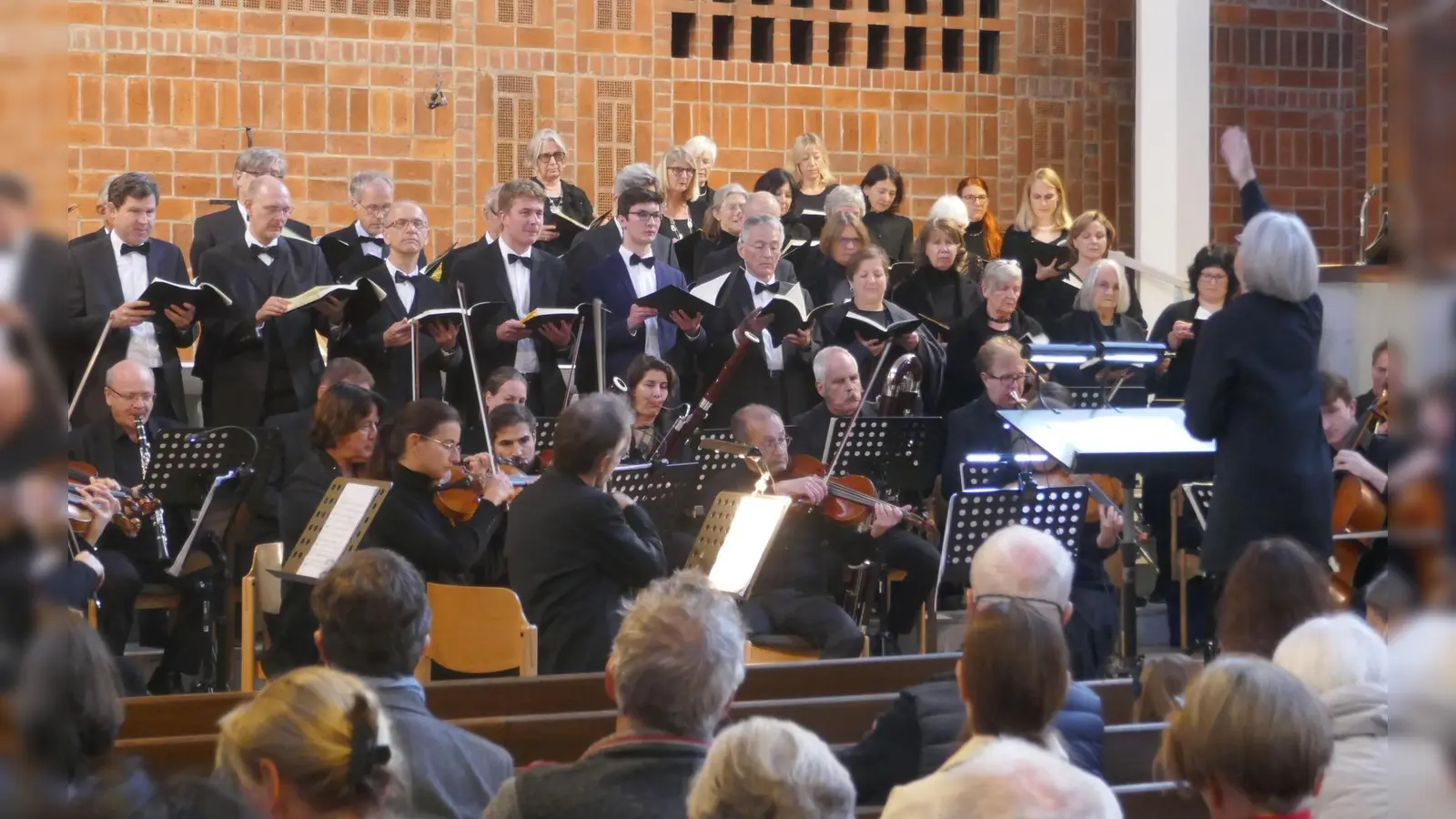 Das Oratorium „Stabat Mater” von Dvořák erklingt in der Paul-Gerhardt-Kirche.  (Foto: Paul-Gerhardt-Chor)