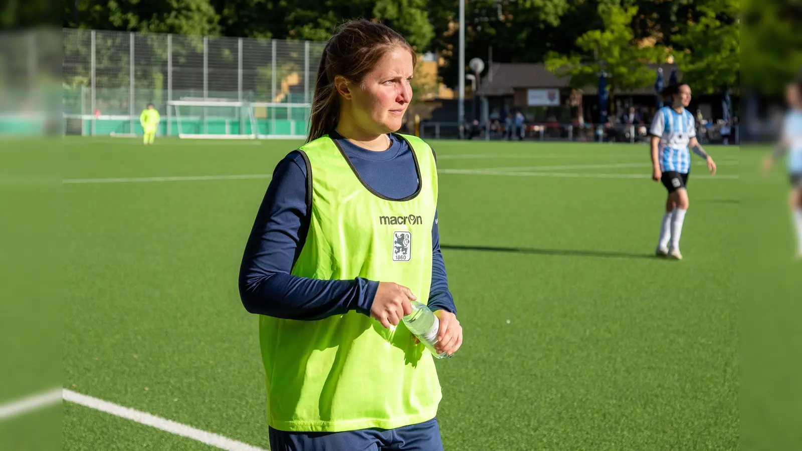 Eine der Wiederbegründerin des Frauenfußballs in Giesing: Vroni Seemann. (Foto: Anne Wild)