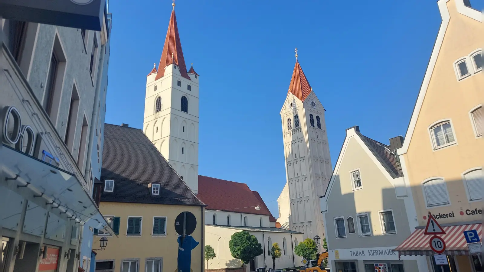 In den Städten des Umlands (hier Moosburg) sind Eigentumswohnungen noch günstiger als in München. (Archivbild: bas)