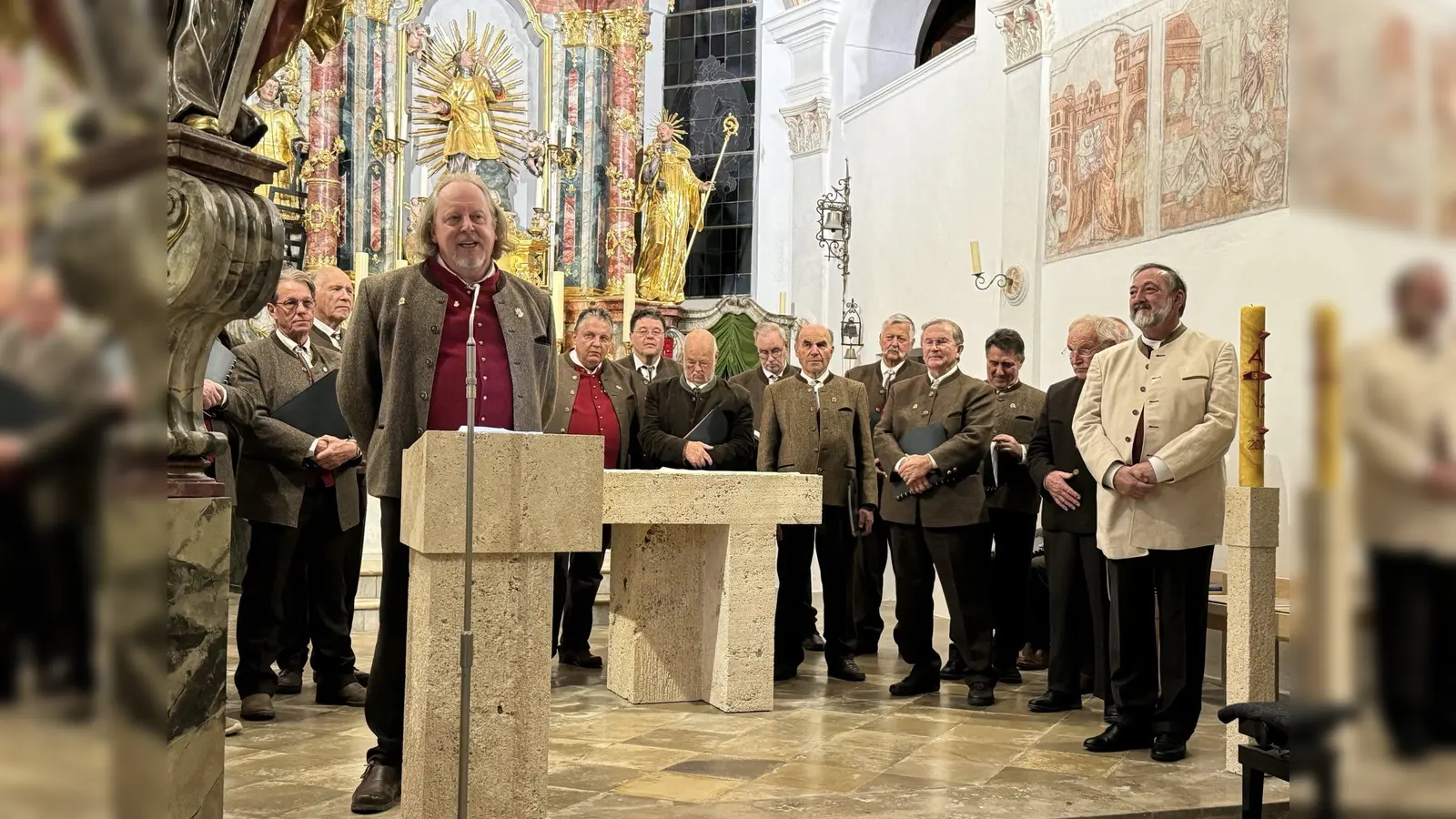 Der Sängerkreis Ottobrunn freut sich auf viele Besucher beim Weihnachtssingen in der Pfarrkirche St. Stephanus. (Foto: Sängerkreis)